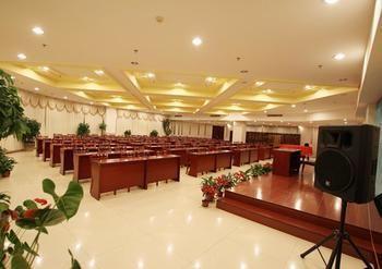 Qingdao Excalibur Hotel ภายนอก รูปภาพ